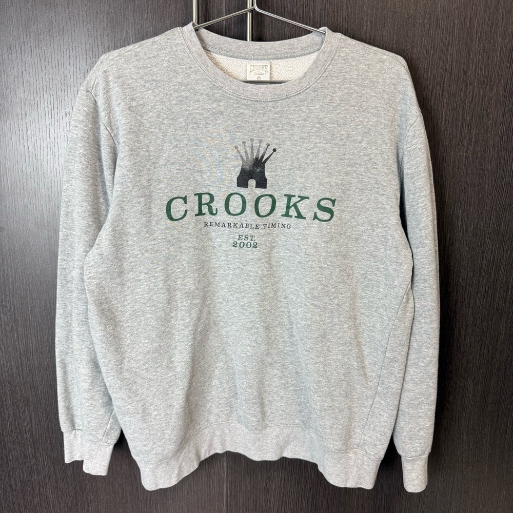 [crooks & castles] Grey Crown Sweatshirt
